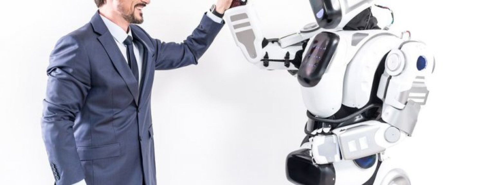 robots-and-humans-compressed-768x513
